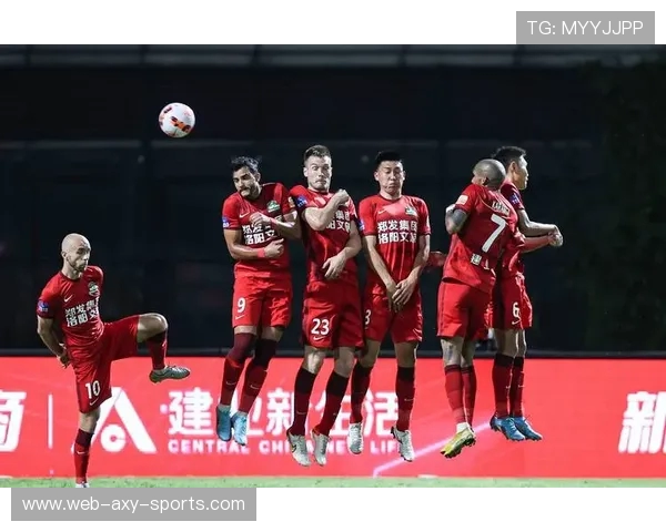 洞察中超赛场风云变化,纵览各路劲旅激战逐鹿新篇章精彩时刻全景 洞察中超赛场风云变化,纵览各路劲旅激战逐鹿新篇章精彩时刻全景