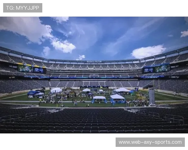 2026年世界杯将首次在三国联合举办 探索赛事创新与全球足球发展新机遇 2026年世界杯将首次在三国联合举办 探索赛事创新与全球足球发展新机遇