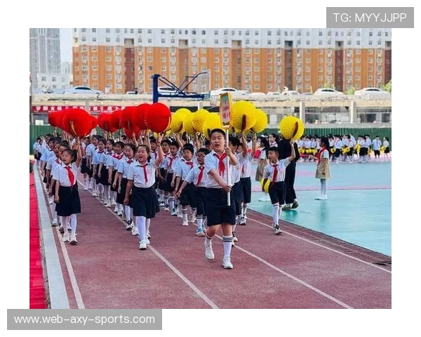 聚焦巅峰竞技展现体育赛场激情与团队荣耀之战全面绽放时刻瞬间里 聚焦巅峰竞技展现体育赛场激情与团队荣耀之战全面绽放时刻瞬间里
