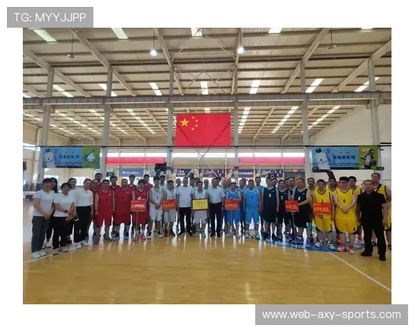 以篮球为纽带凝聚青春力量展现团队精神与拼搏风采 以篮球为纽带凝聚青春力量展现团队精神与拼搏风采