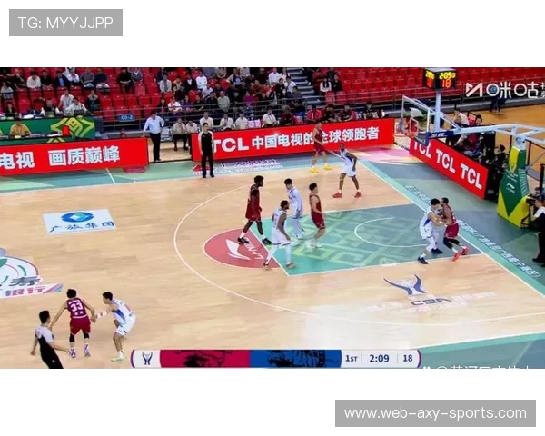 新疆广汇与对手激战正酣 球场激情对决掀起新一轮赛季热潮 新疆广汇与对手激战正酣 球场激情对决掀起新一轮赛季热潮