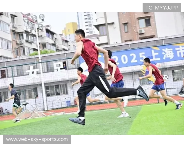 激烈角逐展现实力与勇气 体育比赛成就运动员梦想与激情 激烈角逐展现实力与勇气 体育比赛成就运动员梦想与激情